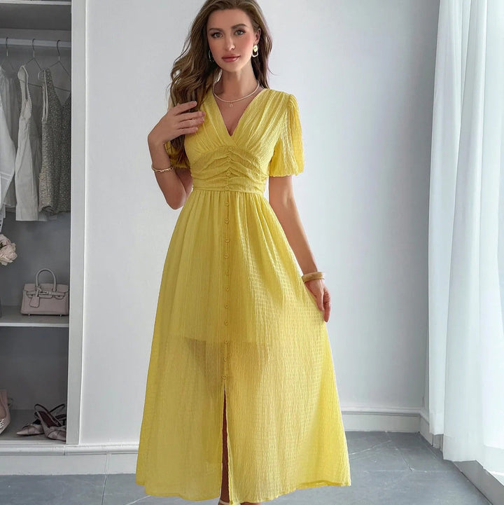 Robe longue pour femme avec un élégant décolleté croisé et une fente sur le devant - Dalia