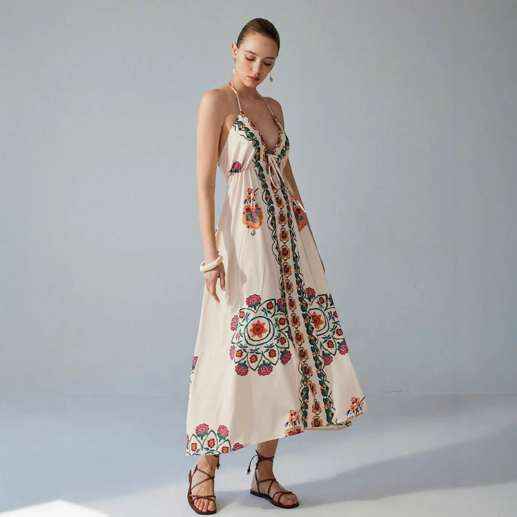 Robe longue dos nu broderie florale - Elara