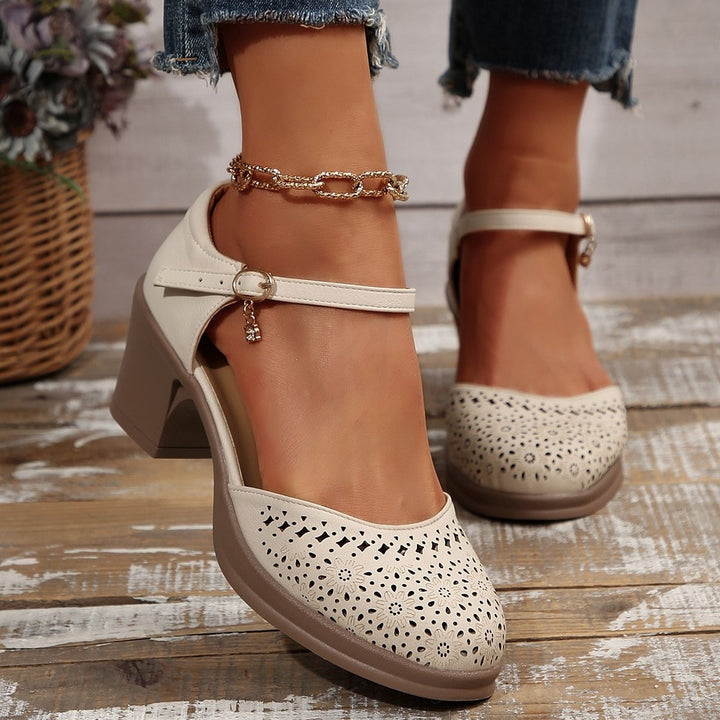 Bottines pour femmes en cuir synthétique avec boucle décorative - Noelia