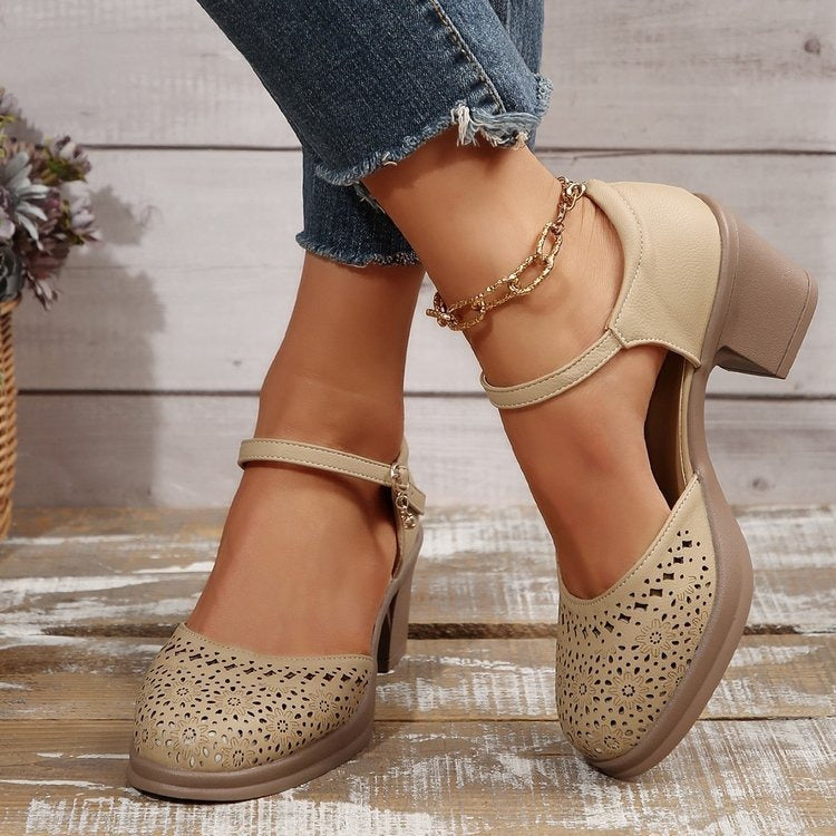 Bottines pour femmes en cuir synthétique avec boucle décorative - Noelia