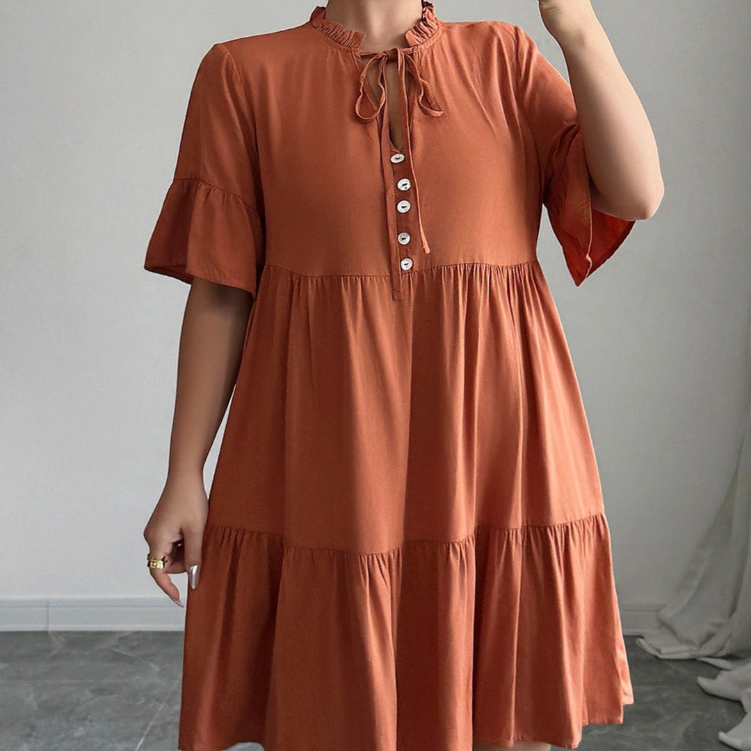 Robe courte pour femme en coton avec encolure volantée et style évasé - Ariana