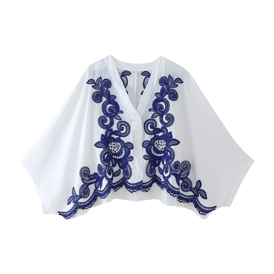 Ensemble femme avec chemisier et jupe brodés de fleurs dans un style bohème - Alondra