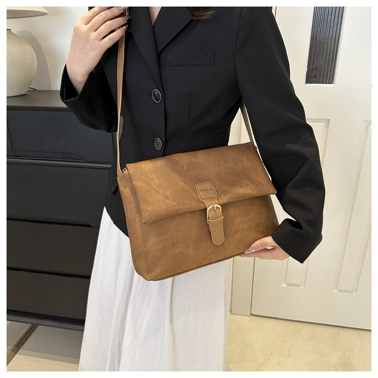 Sac à bandoulière femme en cuir synthétique design minimaliste - Léa