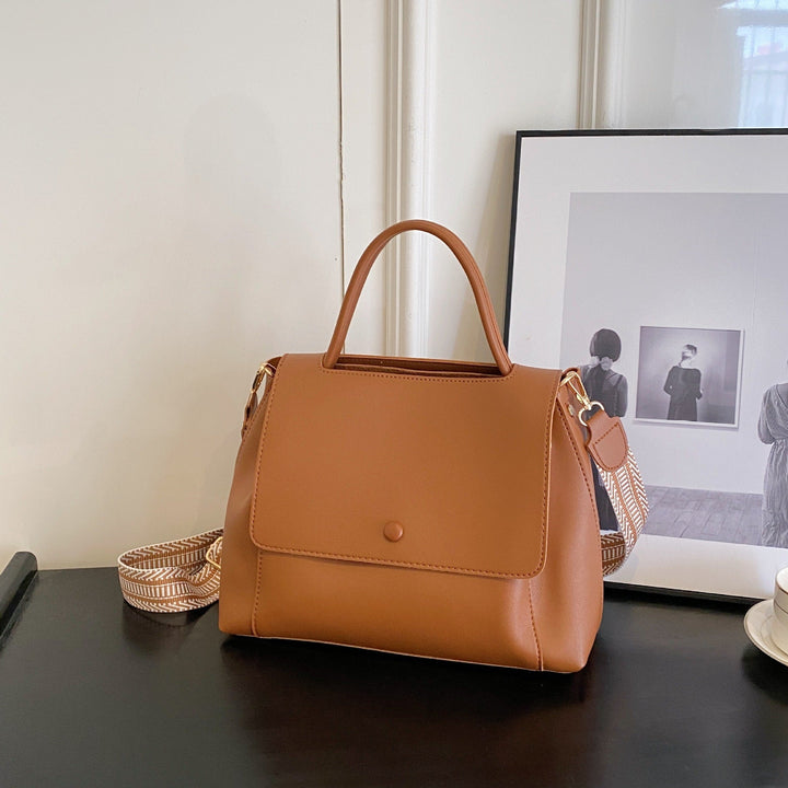 Sac en cuir synthétique pour femme avec structure rigide - Renata