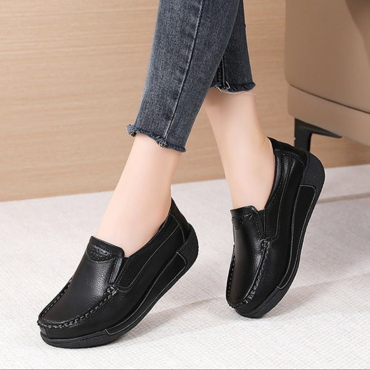 Mocassins pour femmes en cuir synthétique avec semelle antidérapante dans un style décontracté - Angela