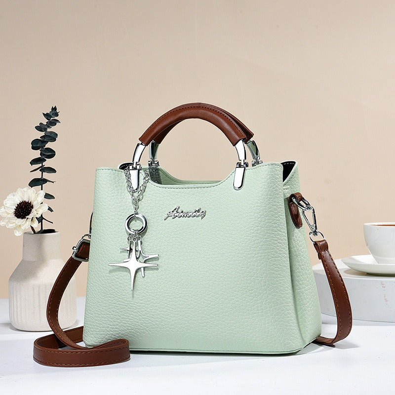 Sac à main en simili-cuir pour femmes avec pendentif décoratif - Giana