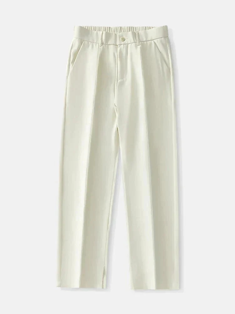 Pantalon à plis moderne