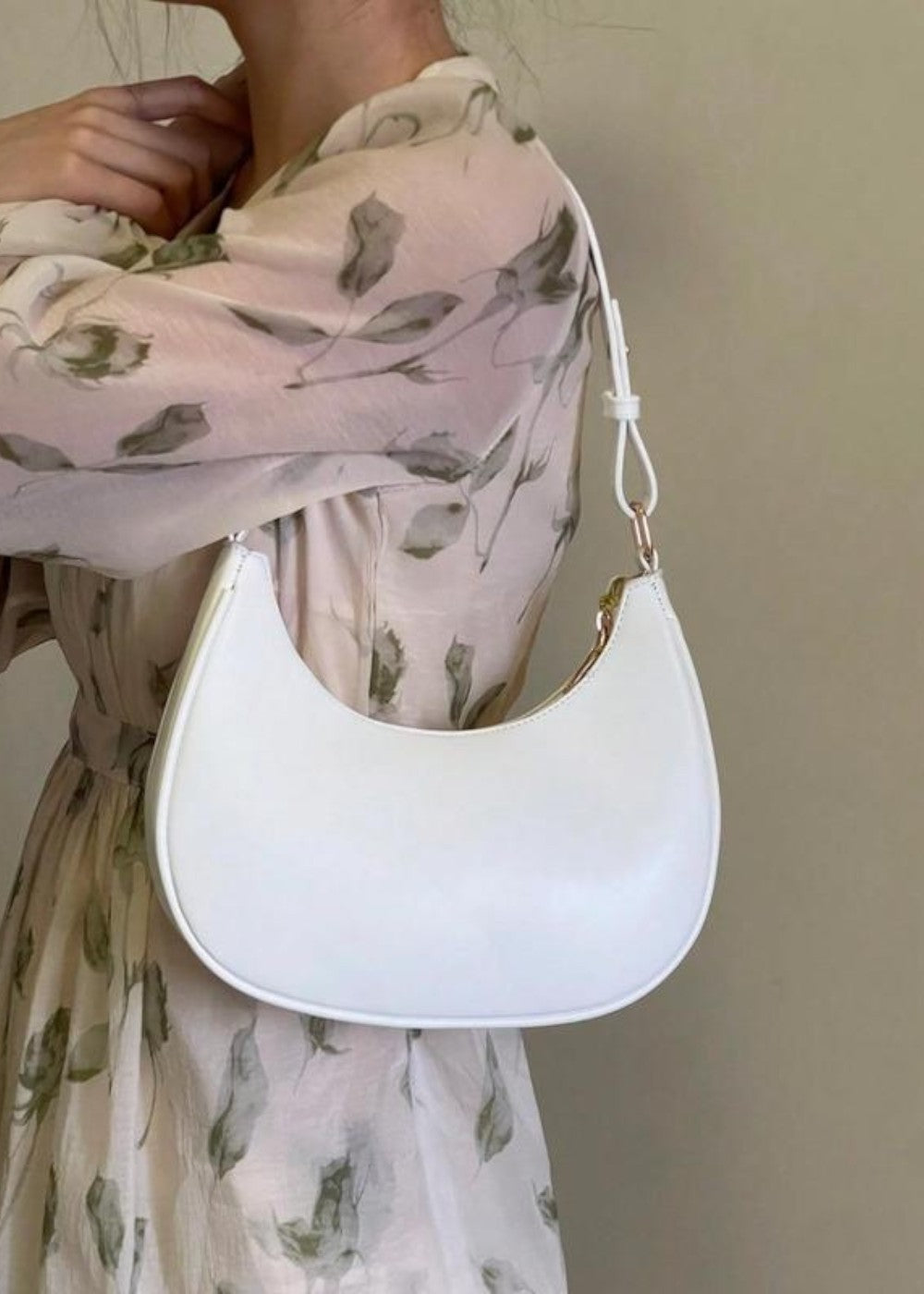 Sac de lune pour femme au design moderne et incurvé - Lunea