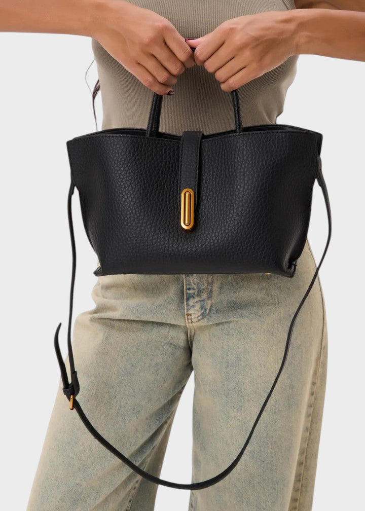 Sac fourre-tout femme cuir synthétique texturé design élégant - Noiré