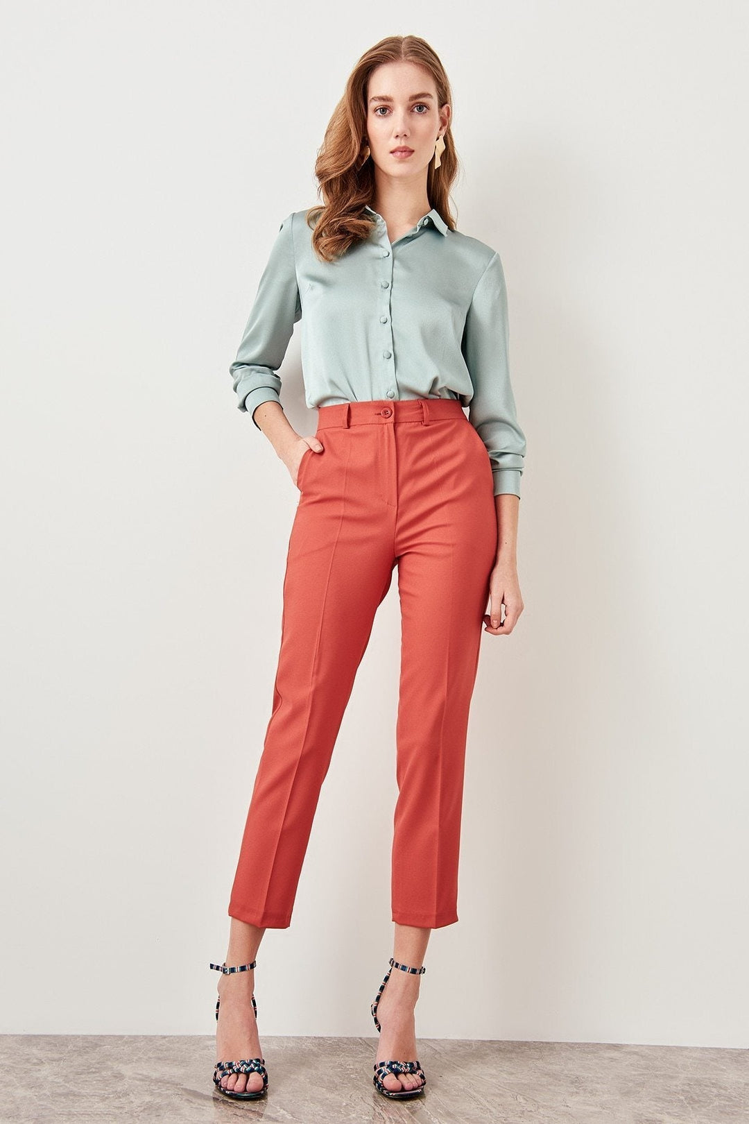 Alinda - Pantalon droit classique à taille haute